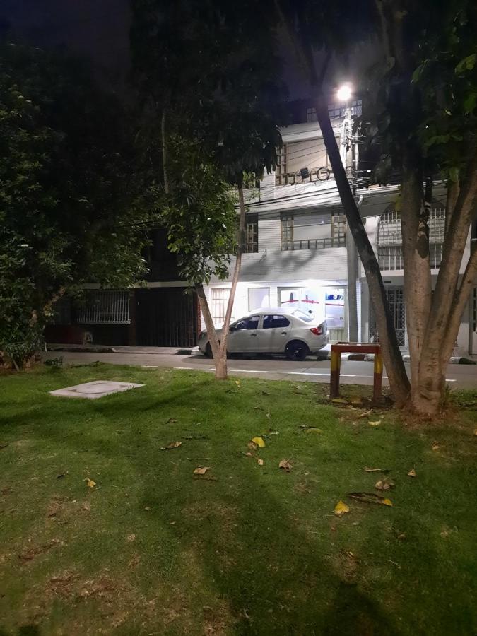 Aparta Hotel Victoria In Bogotá Eksteriør billede